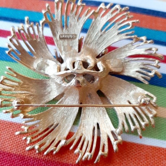 MONET BROOCH - Picture 6 of 7